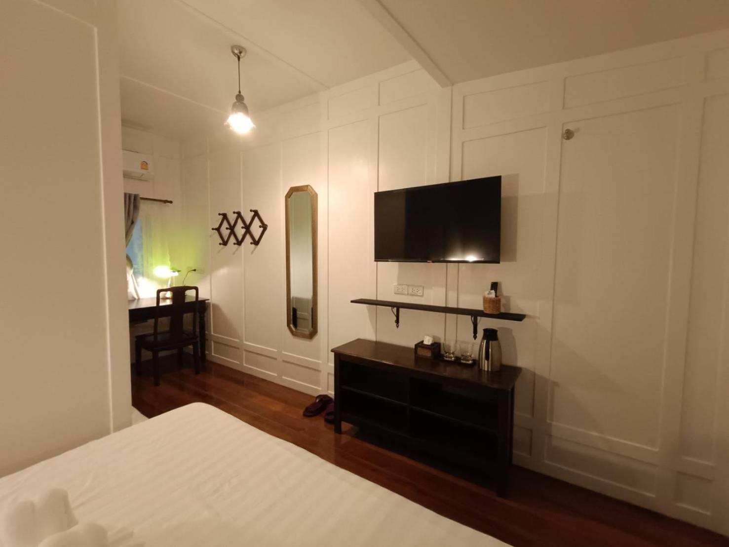 Baan Debtida Hotel กรุงเทพมหานคร ภายนอก รูปภาพ